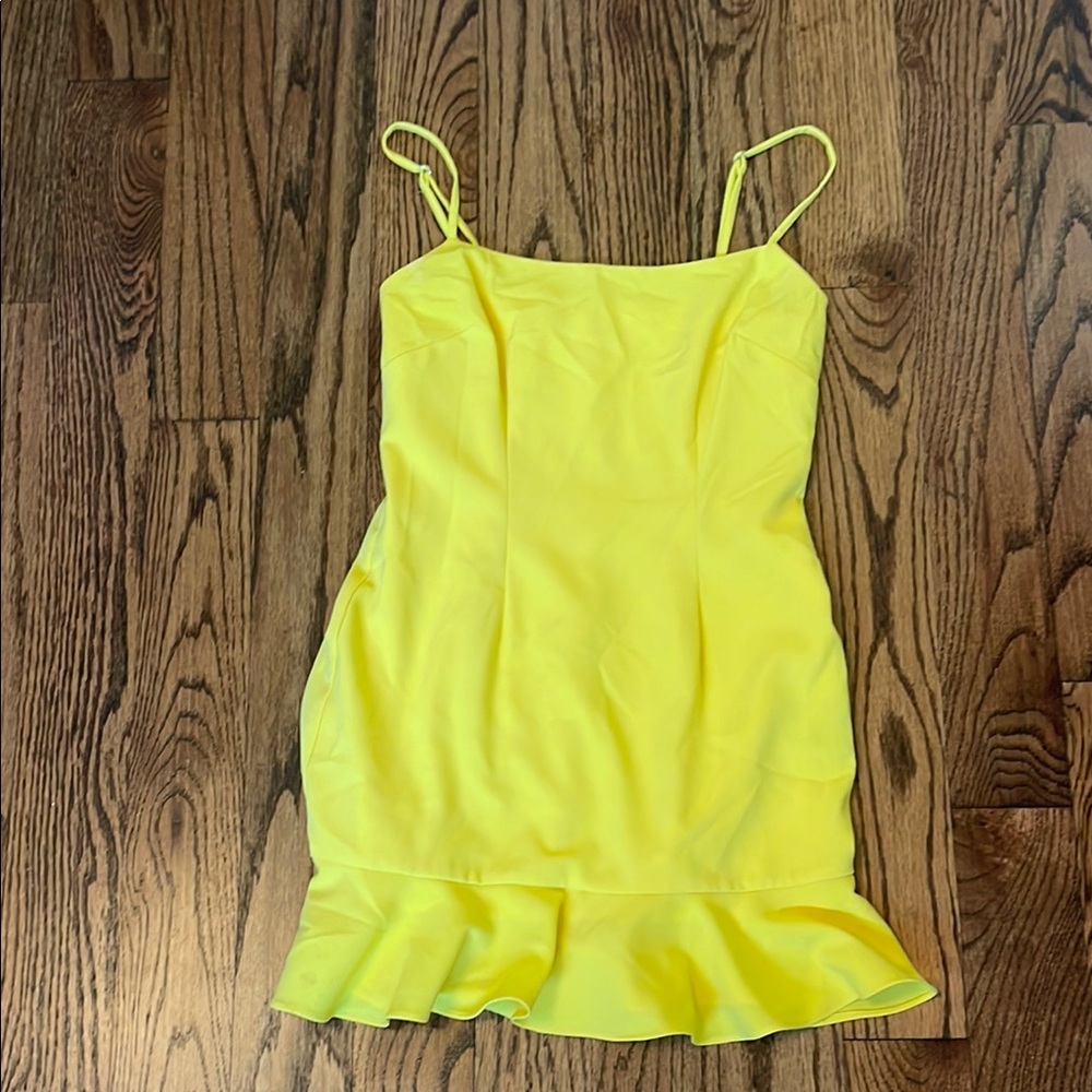 Lovers & Friends Yellow Spaghetti Strap mini Dress size xs